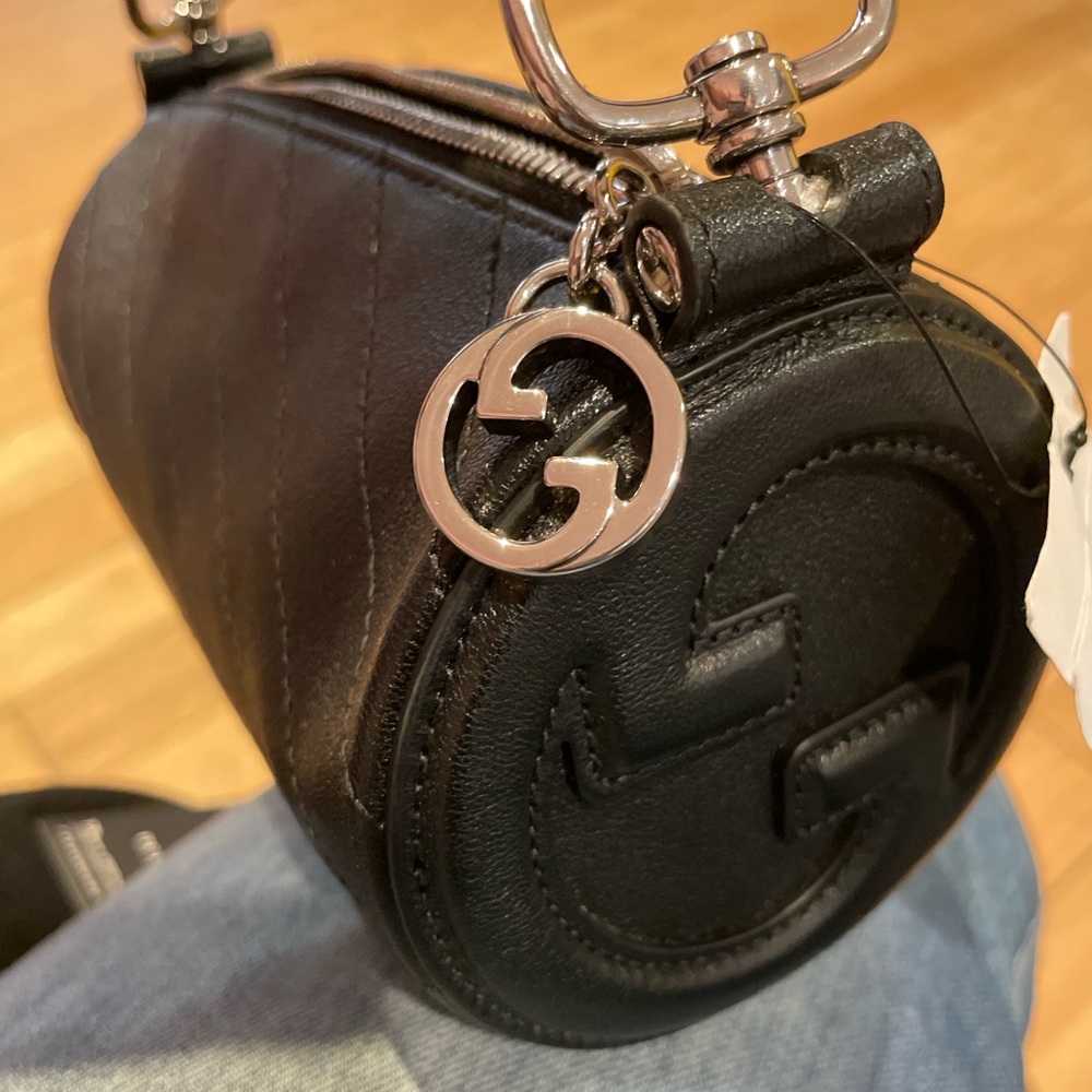 Gucci Black blondie 760170
Textured Leather Bag